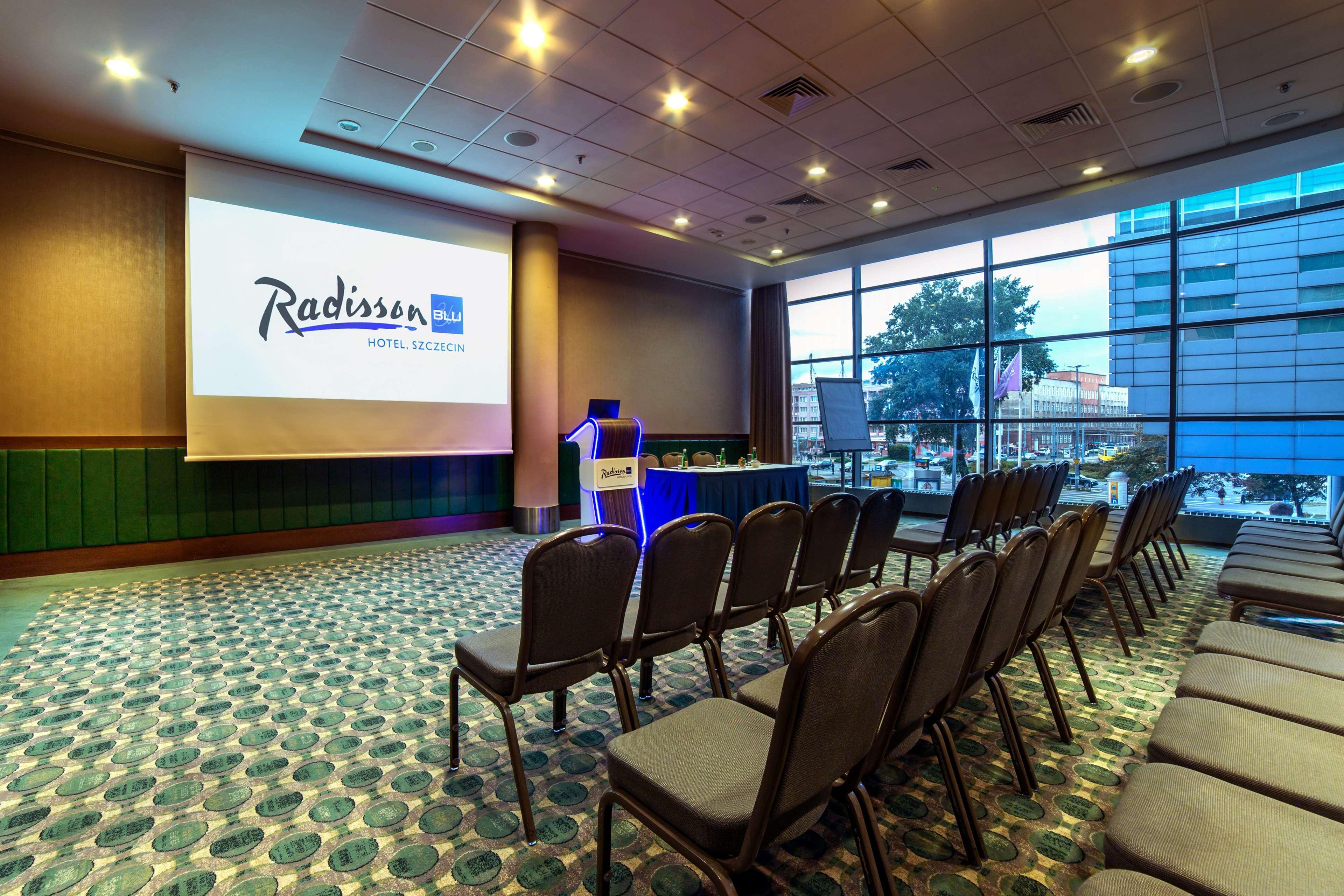 Radisson Blu Szczecin Hotel ภายนอก รูปภาพ